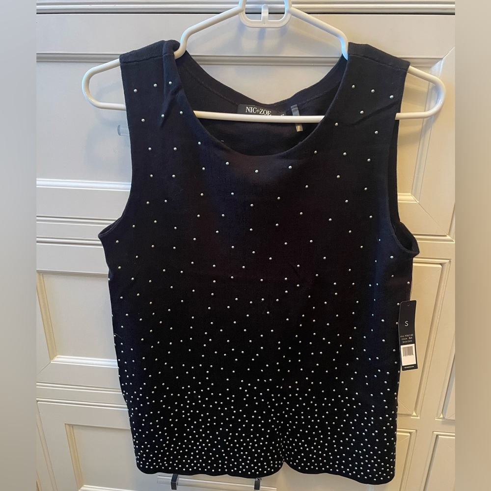 Sweater tank with Pearl details